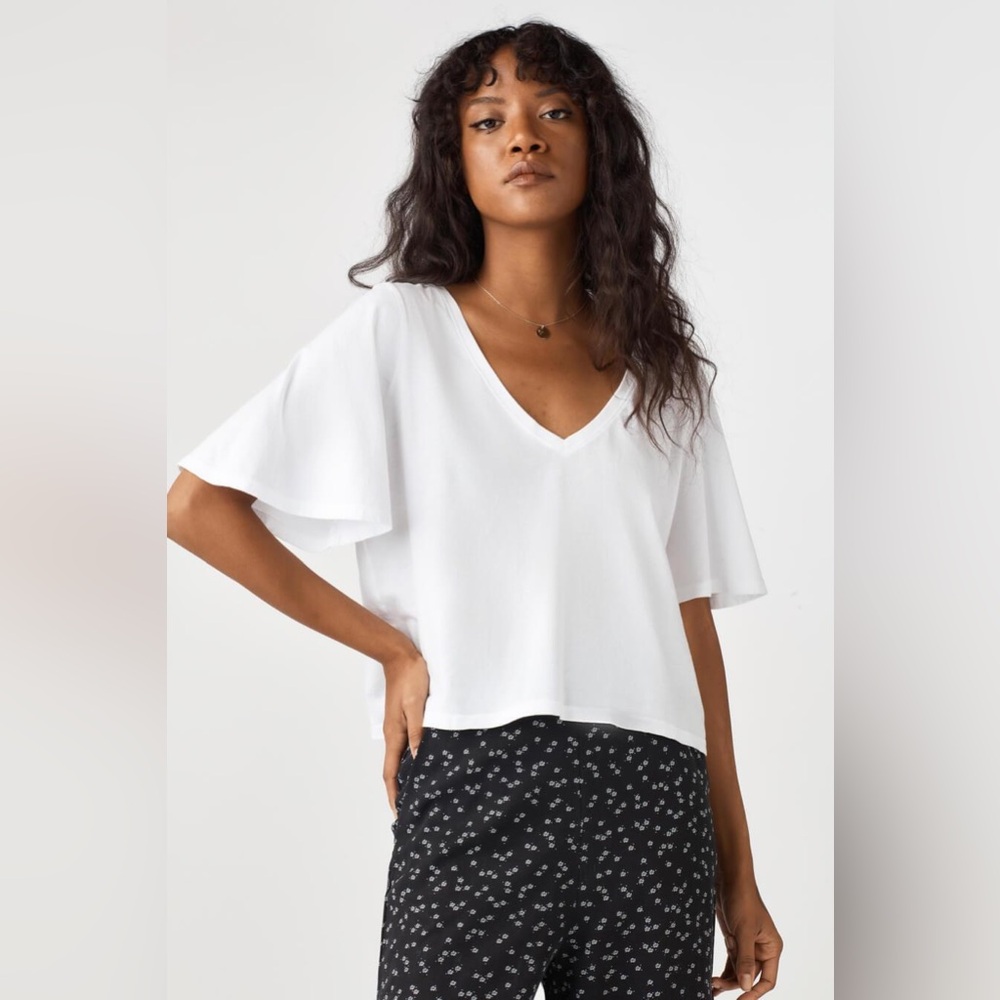 White Vetta Capsule Cropped Flutter Tee Size S